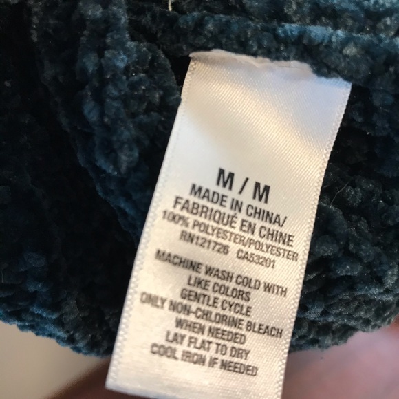 Aeropostale Green Fuzzy Sweater Size Medium - Picture 5 of 5